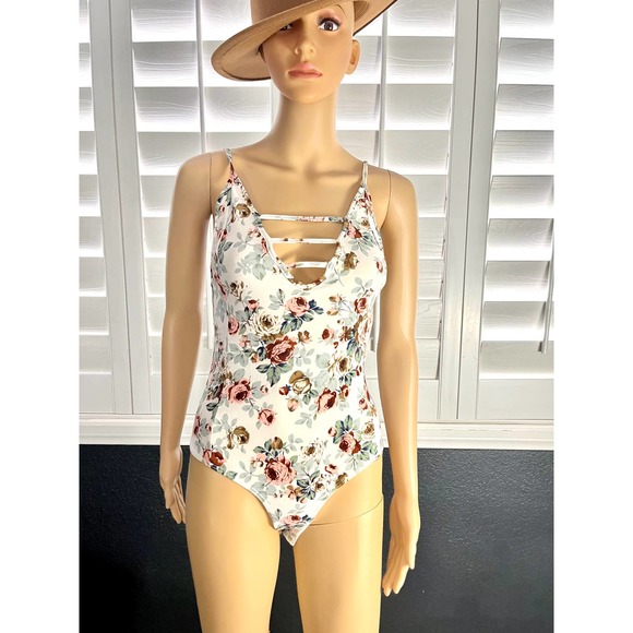 Violet Moon Size Medium Rose Bodysuit - Picture 7 of 8